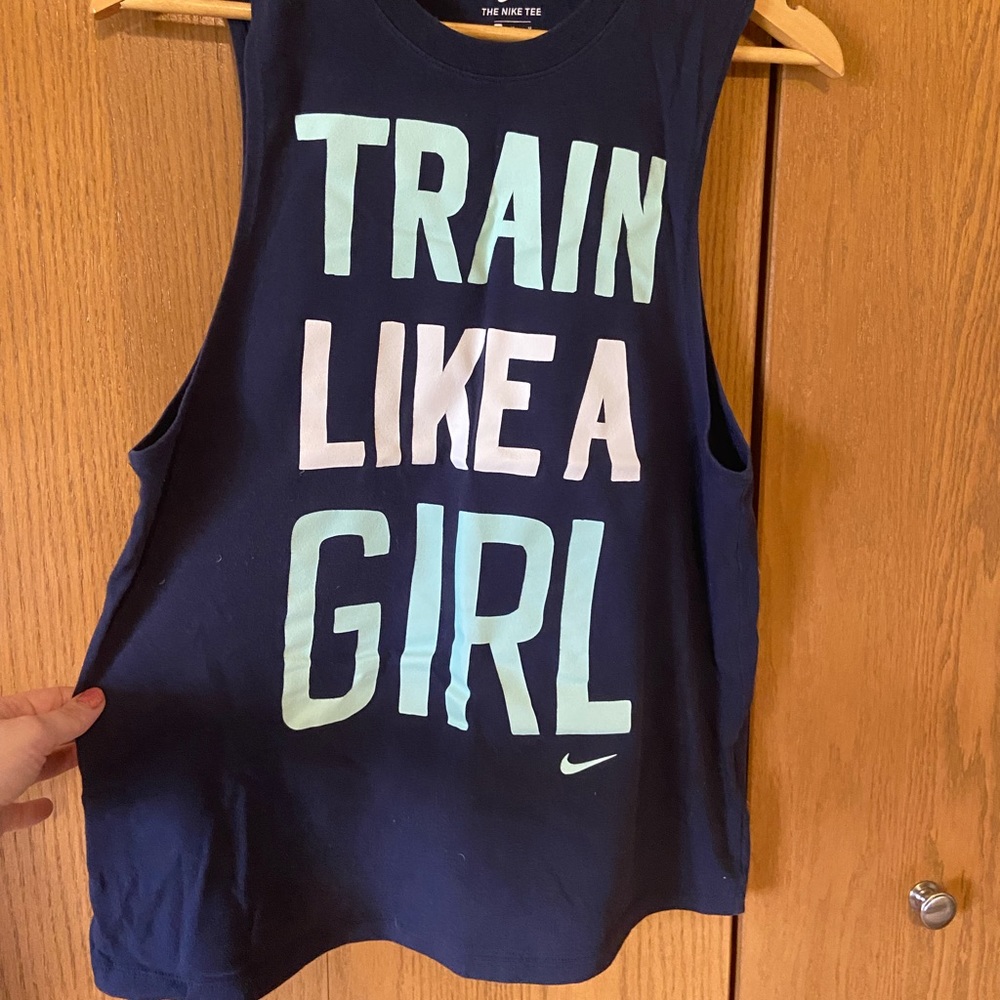 Nike muscle tank